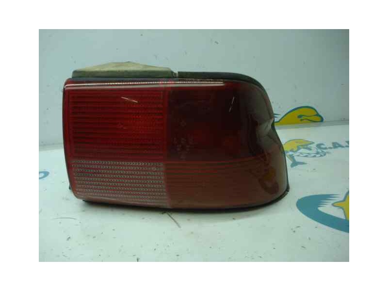 Recambio de piloto trasero derecho para ford escort berlina/turnier clx berlina referencia OEM IAM 1052403  EXTEIOR