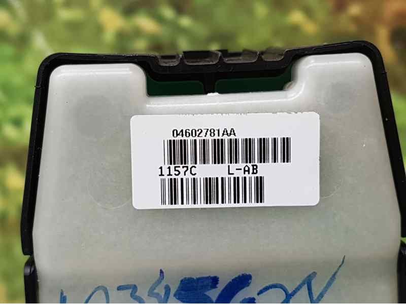 Recambio de mando elevalunas delantero izquierdo para chrysler sebring berlina 2.0 crd limited referencia OEM IAM 04602781AA  