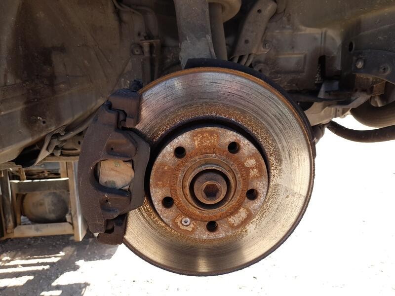 Recambio de mangueta delantera derecha para seat exeo (3r2) 2.0 tdi referencia OEM IAM 8E0407254H  