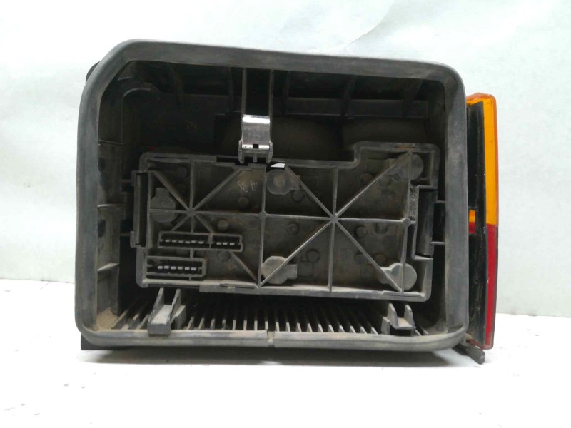 Recambio de piloto trasero izquierdo para citroën bx berlina 14 básico referencia OEM IAM   