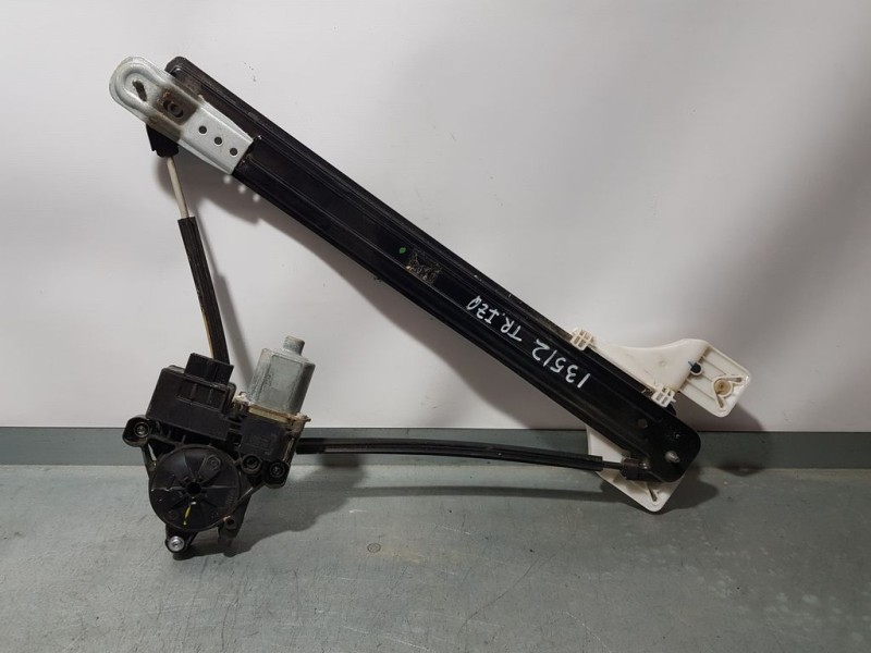 Recambio de elevalunas trasero izquierdo para seat ateca (kh7) style plus referencia OEM IAM 2138708  ELECTRICO 5 PINS