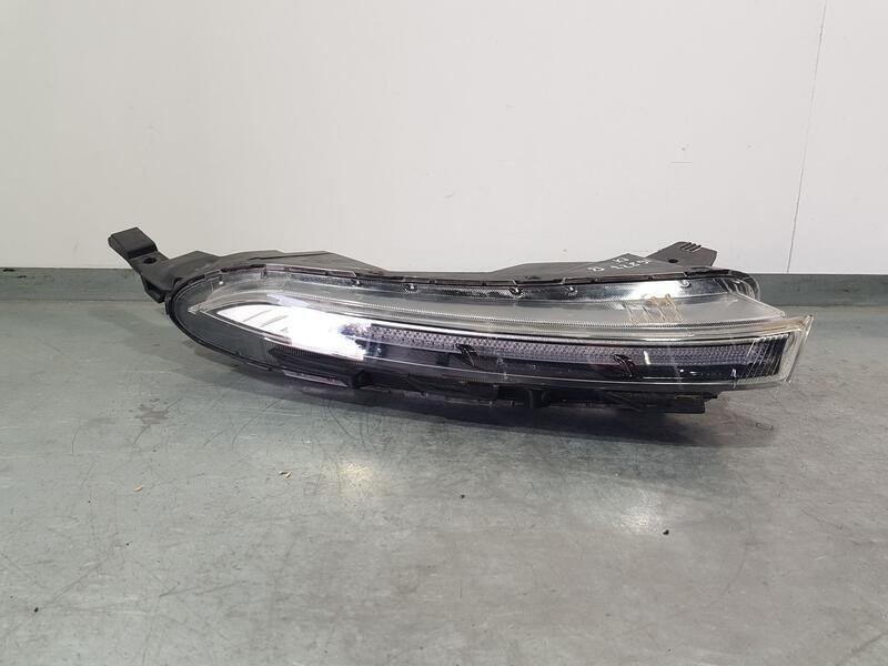 Recambio de piloto delantero derecho para hyundai bayon (bc3) 1.2 mpi referencia OEM IAM 92208Q0500  