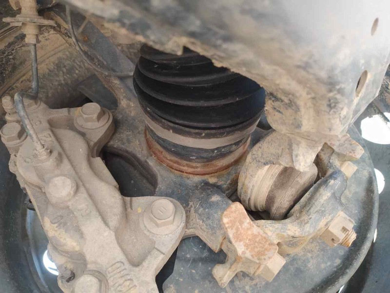 Recambio de mangueta delantera izquierda para toyota hilux (gun1) double cab gx 4x4 referencia OEM IAM 43212KK010  