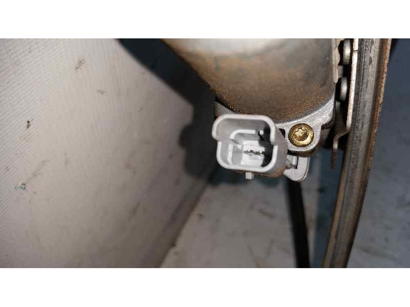 Recambio de elevalunas delantero derecho para citroën xsara berlina 1.9 d sx referencia OEM IAM 400679T4 2 PINS MERITOR