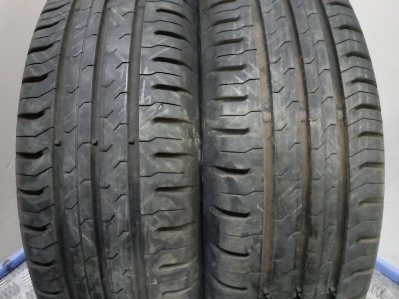 Recambio de neumatico pareja para neumaticos reutilizados - referencia OEM IAM 165601577H 165/60/15/77H CONTINENTAL