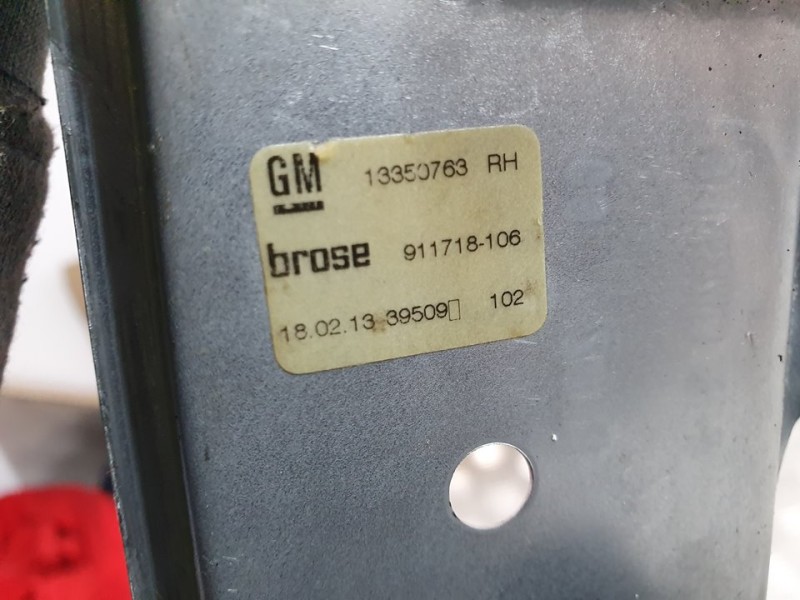 Recambio de elevalunas trasero derecho para opel astra j lim. cosmo referencia OEM IAM 13350763 911718106 BROSE ELECTRICO 7 PINE