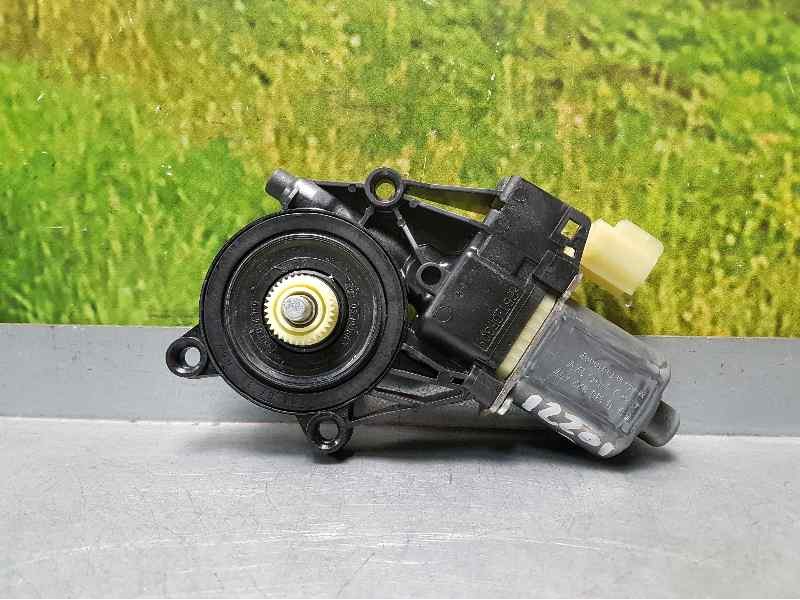 Recambio de motor elevalunas delantero derecho para ford fiesta (cb1) ambiente referencia OEM IAM 8A6114553A  2 PINS