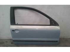 PUERTA DELANTERA DERECHA TOCADA 