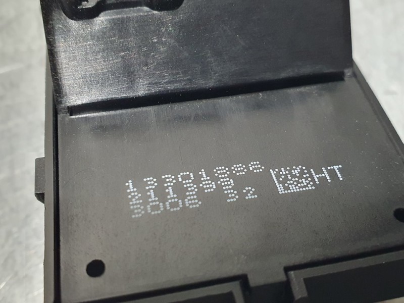 Recambio de mando elevalunas delantero derecho para opel astra j lim. cosmo referencia OEM IAM 13301886 211399 