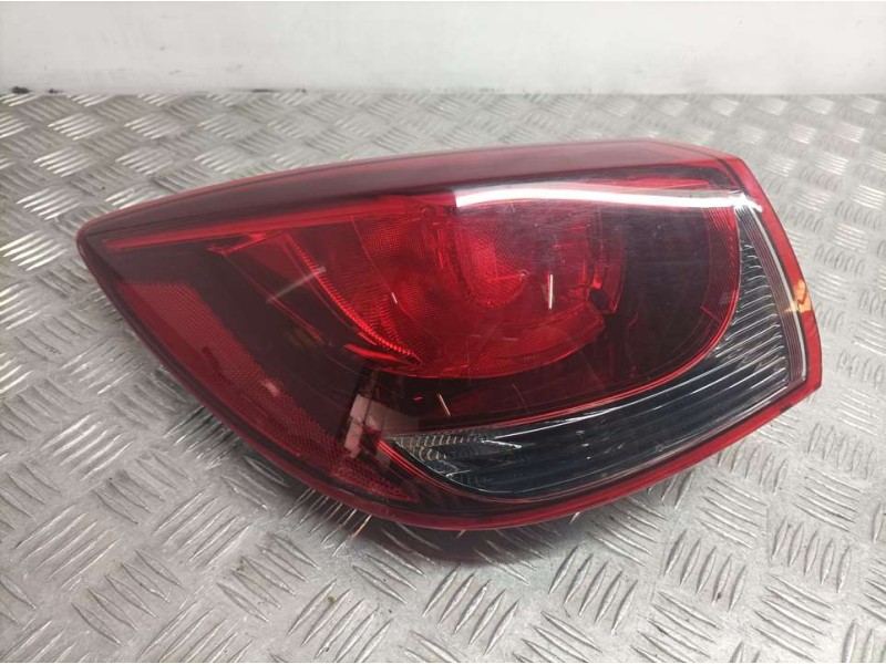 Recambio de piloto trasero izquierdo para mazda 2 lim. () evolution referencia OEM IAM DB5J51160D  EXTERIOR KOITO