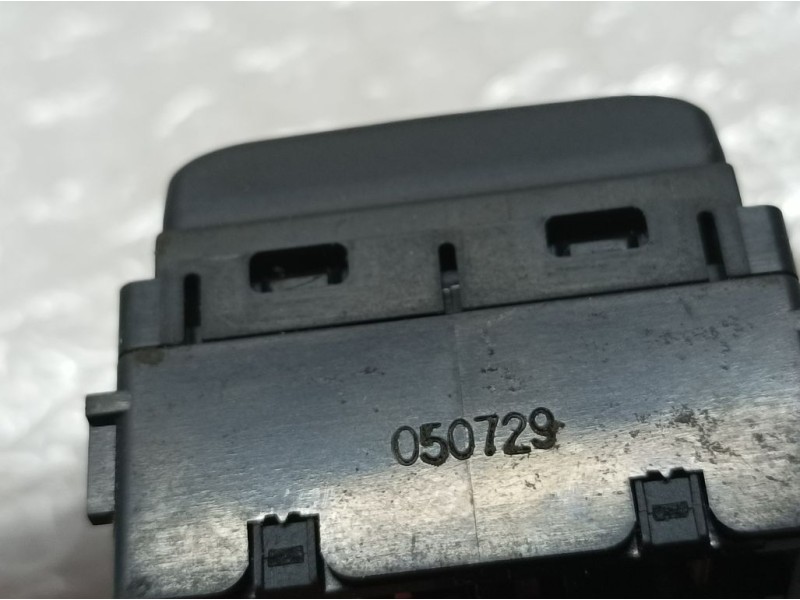 Recambio de mando retrovisor para nissan micra (k12e) acenta referencia OEM IAM 25570AX005  