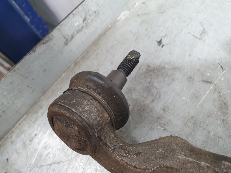 Recambio de cremallera direccion para ford kuga titanium referencia OEM IAM HV6C3D070  ELECTRO-MECANICA