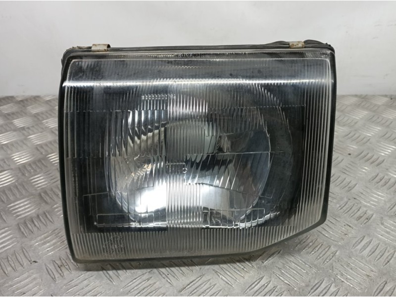 Recambio de faro izquierdo para mitsubishi pajero (v44) referencia OEM IAM 082141120  VHC INGLES