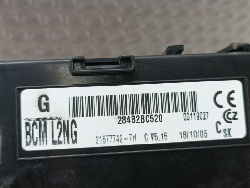 Recambio de modulo electronico para nissan micra (k12e) acenta referencia OEM IAM 284B2BC520 213777427H JOHNSON CONTRLS