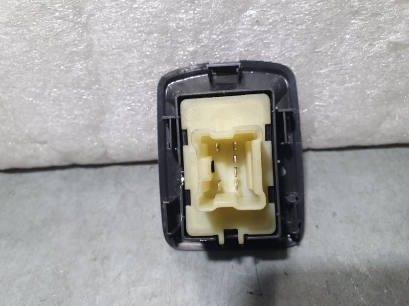 Recambio de mando elevalunas delantero derecho para renault kangoo emotion referencia OEM IAM 254217475R  