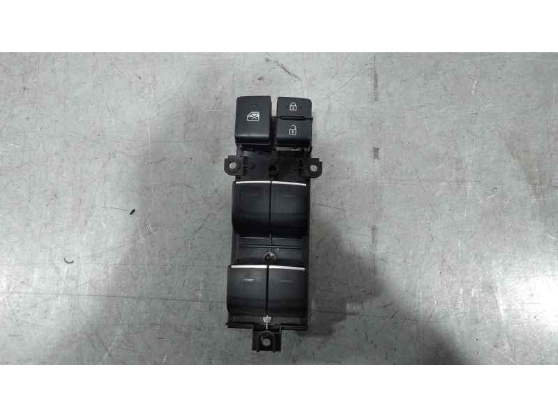 Recambio de mando elevalunas delantero izquierdo para toyota corolla (e21) hybrid style referencia OEM IAM 8404002160  