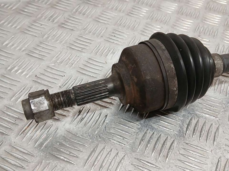 Recambio de transmision delantera izquierda para citroën c3 feel referencia OEM IAM 9803019580  