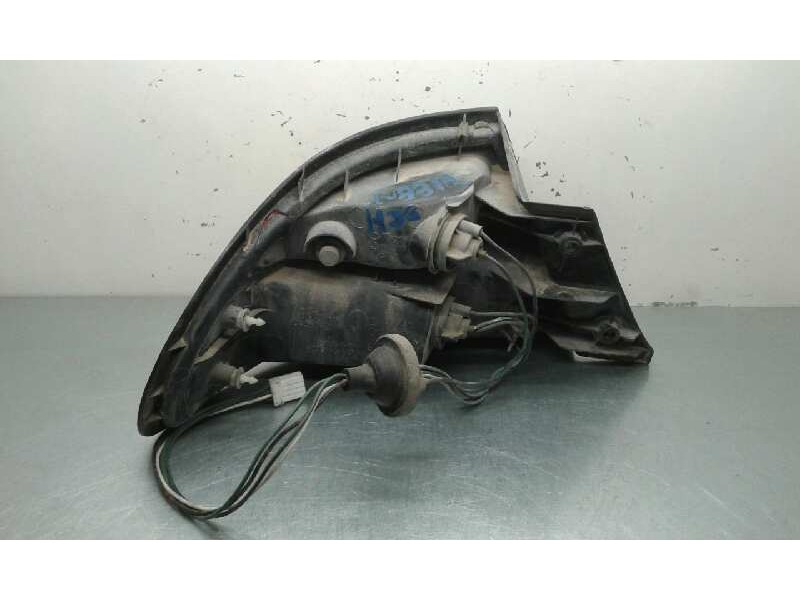 Recambio de piloto trasero derecho para mazda 323 berlina c/f/s (ba) 1.5 f glx referencia OEM IAM 8FBP51150  