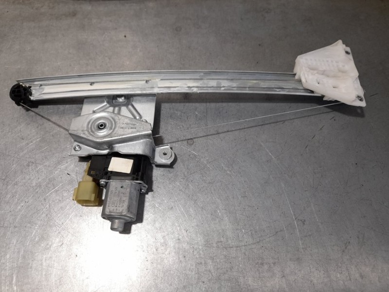 Recambio de elevalunas trasero derecho para ford kuga titanium referencia OEM IAM CJ54S27000BH  ELECTRICO 6 PINES