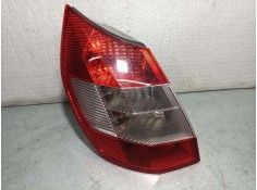 Recambio de piloto trasero izquierdo para renault scenic ii authentique referencia OEM IAM 8200127704  HELLA