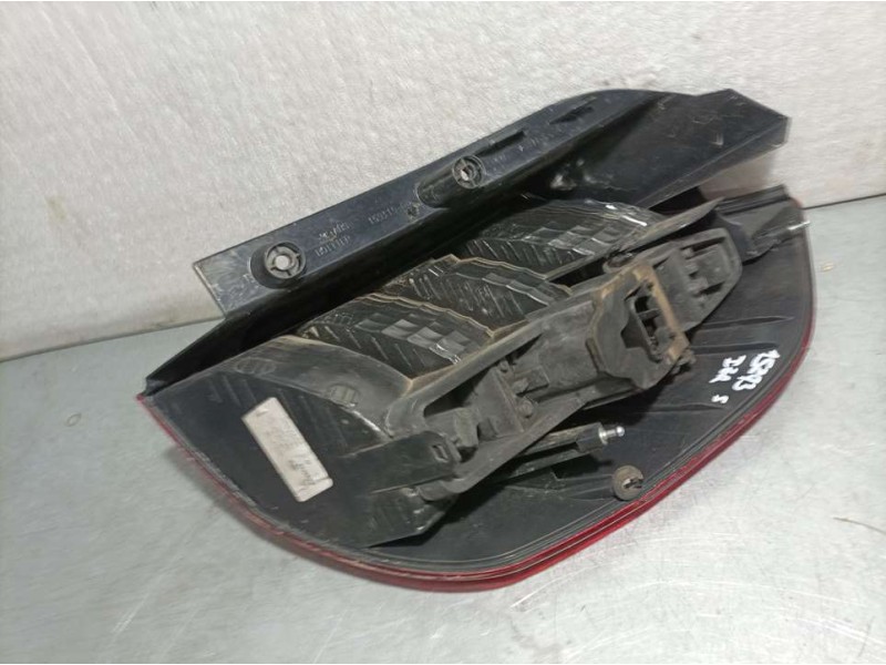 Recambio de piloto trasero izquierdo para renault scenic ii authentique referencia OEM IAM 8200127704  HELLA