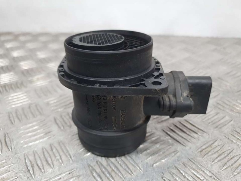 Recambio de caudalimetro para volkswagen golf v berlina (1k1) trendline referencia OEM IAM 038906461B 0281002531 BOSCH