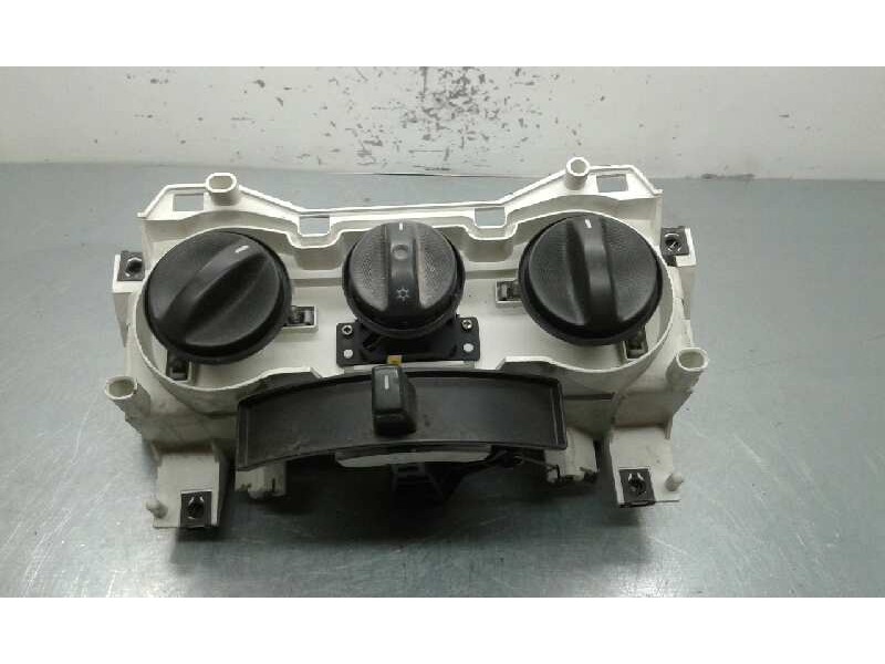 Recambio de mando calefaccion / aire acondicionado para fiat punto berl. (176) referencia OEM IAM   REFERENCIA BORRADA