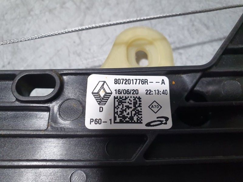 Recambio de elevalunas delantero derecho para renault clio v zen referencia OEM IAM 807201776R  ELECTRICO 6 PINES