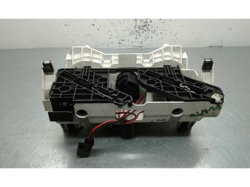 Recambio de mando calefaccion / aire acondicionado para fiat punto berl. (176) referencia OEM IAM   REFERENCIA BORRADA