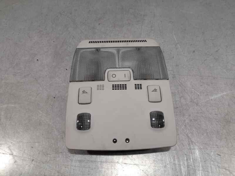 Recambio de luz interior para audi a4 berlina (8e) a4 berlina referencia OEM IAM 8E0951177  DELPHI