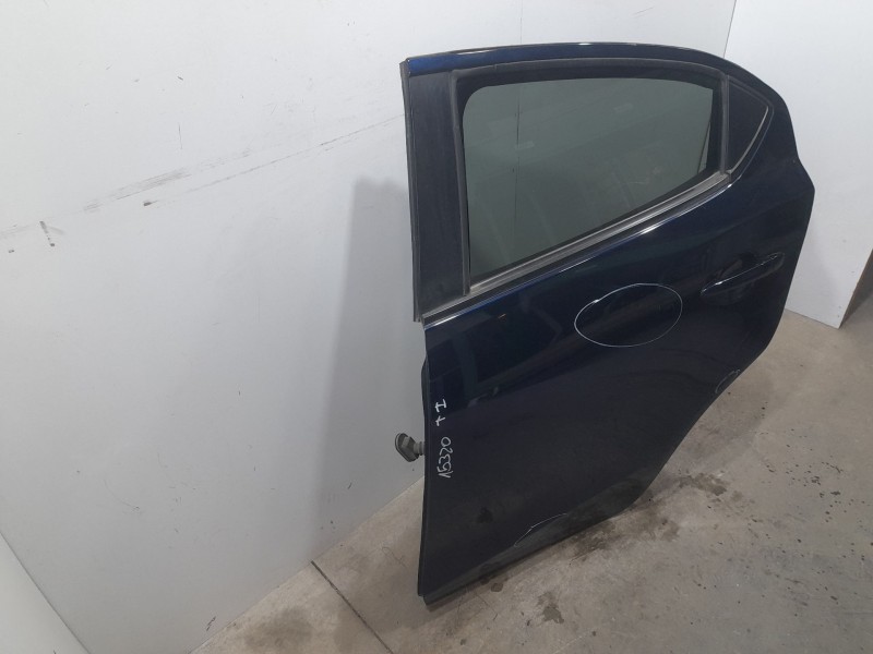 Recambio de puerta trasera izquierda para mazda 2 lim. () evolution referencia OEM IAM D0Y07302XK TOCADA 