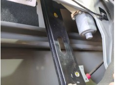 Recambio de elevalunas trasero izquierdo para ford mondeo ber. (ca2) ghia referencia OEM IAM 1881208  ELECTRICO