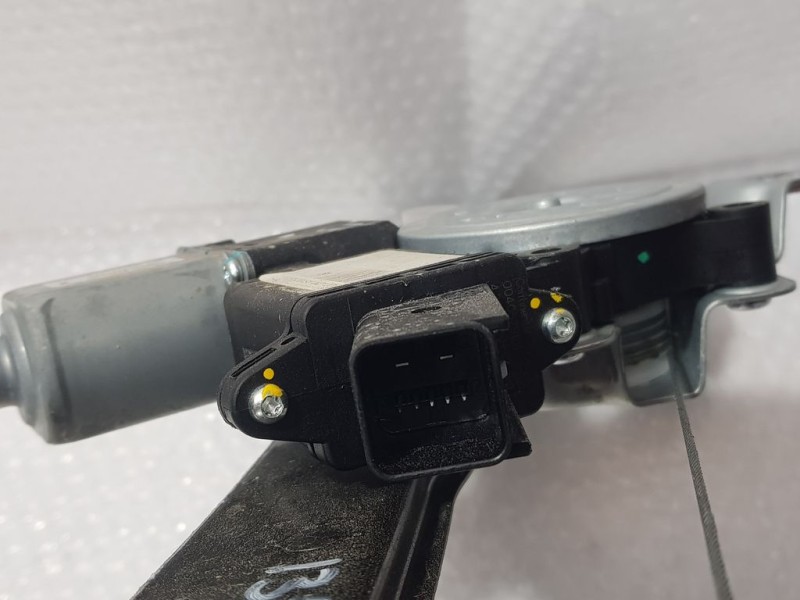 Recambio de elevalunas delantero izquierdo para opel mokka excellence referencia OEM IAM 98820SUV20 001100487648 DONGYANG ELECTR