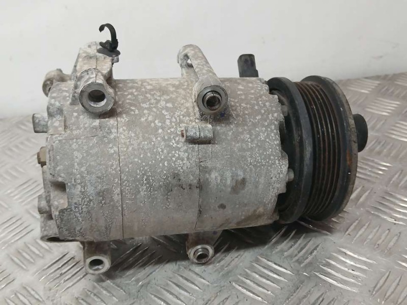 Recambio de compresor aire acondicionado para ford fiesta (cb1) trend referencia OEM IAM AP3119D629AC  
