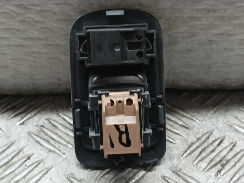 Recambio de mando elevalunas delantero derecho para porsche cayenne (typ 9pa) básico referencia OEM IAM 7L5959858A  