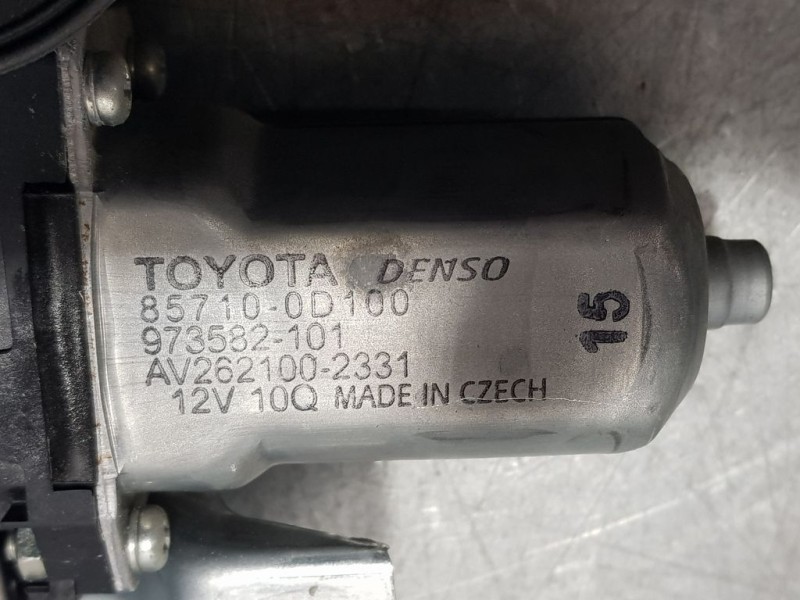 Recambio de elevalunas delantero derecho para toyota yaris active referencia OEM IAM 857100D100 973582101 DENSO ELECTRICO 6 PINS