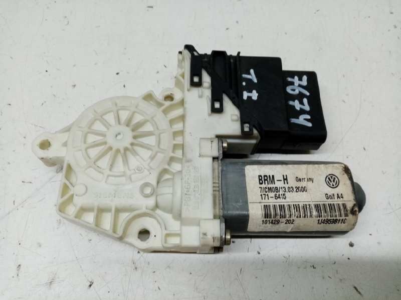 Recambio de motor elevalunas trasero izquierdo para volkswagen golf iv berlina (1j1) básico referencia OEM IAM 1J4959811C  BROSE