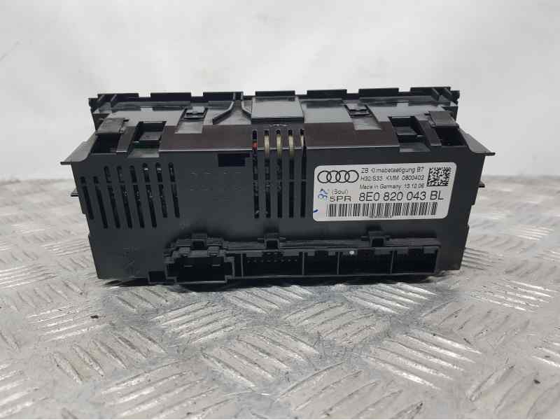 Recambio de mando climatizador para audi a4 berlina (8e) a4 berlina referencia OEM IAM 8E0820043BL  
