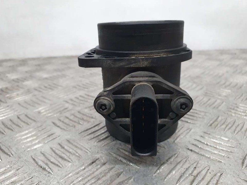 Recambio de caudalimetro para volkswagen golf v berlina (1k1) trendline referencia OEM IAM 038906461B 0281002531 BOSCH