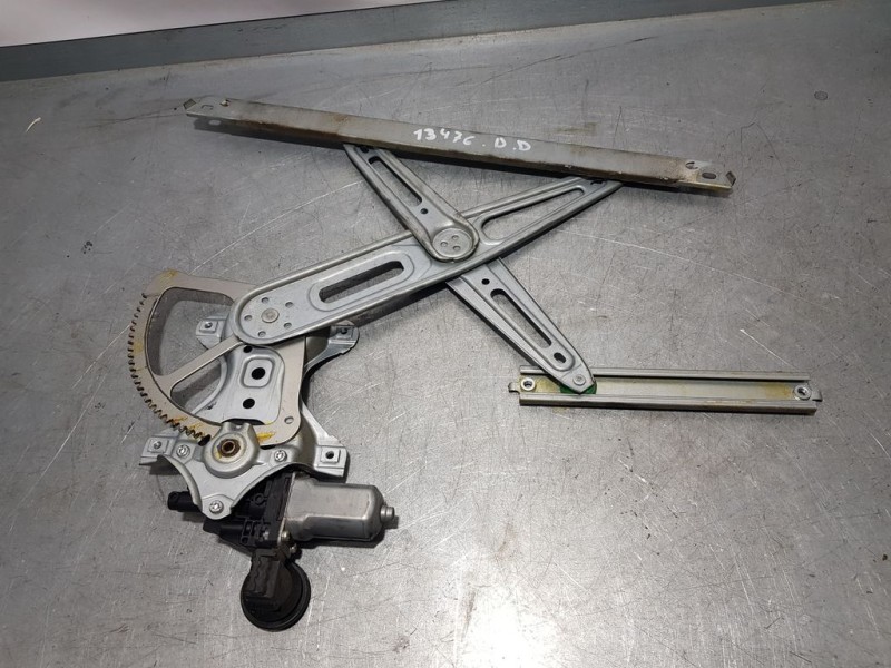 Recambio de elevalunas delantero derecho para toyota yaris active referencia OEM IAM 857100D100 973582101 DENSO ELECTRICO 6 PINS