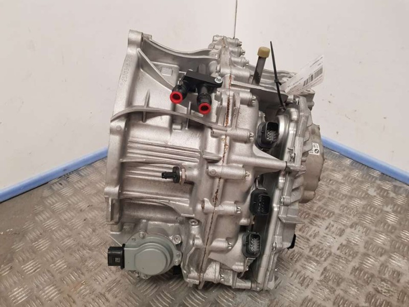 Recambio de caja cambios para bmw serie 1 lim. (f40) 118i m sport referencia OEM IAM 2800988461702 GD7F32AG AUTOMATICA