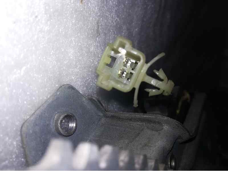 Recambio de elevalunas trasero derecho para mg serie 400 (xw) referencia OEM IAM 400131B 2 PINS ELECTRICO 