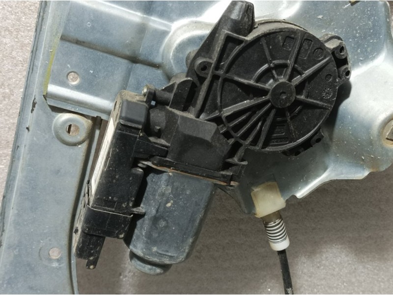 Recambio de elevalunas delantero derecho para renault clio iii expression referencia OEM IAM   ELECTRICO 6 PINS