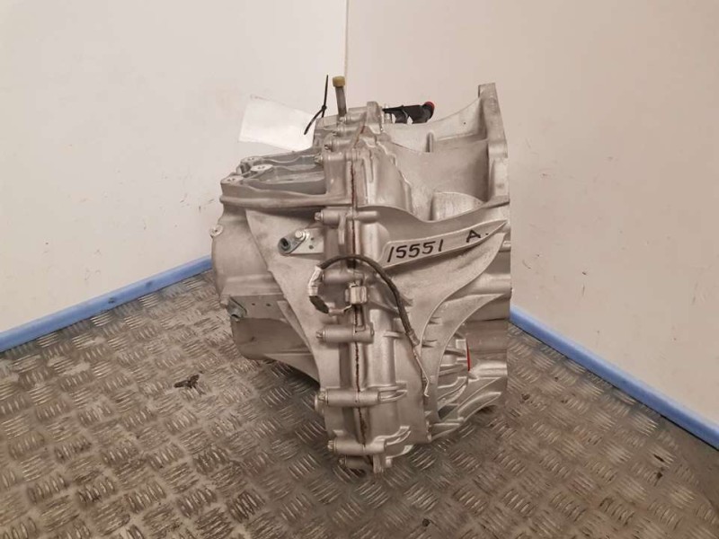 Recambio de caja cambios para bmw serie 1 lim. (f40) 118i m sport referencia OEM IAM 2800988461702 GD7F32AG AUTOMATICA