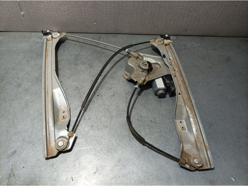 Recambio de elevalunas delantero derecho para renault clio iii expression referencia OEM IAM   ELECTRICO 6 PINS