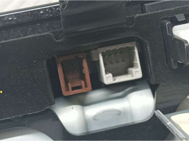 Recambio de sistema navegacion gps para mazda 2 lim. () evolution referencia OEM IAM VPGJ1F14E800BH D23N611J0B 