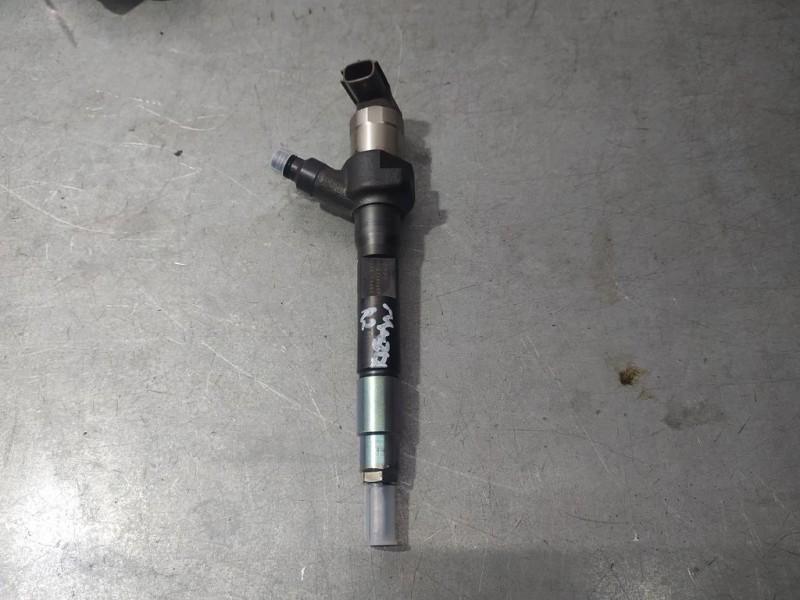 Recambio de inyector para mazda 3 lim. (bl) 2.2 turbodiesel cat referencia OEM IAM R2AA13H50 001011K06570 DENSO