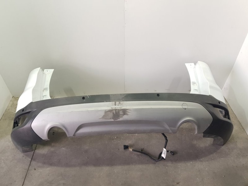 Recambio de paragolpes trasero para ford kuga titanium referencia OEM IAM 2106425  TOCADO