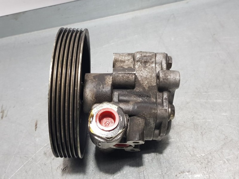 Recambio de bomba direccion para ford fiesta (cbk) ambiente referencia OEM IAM 2S6C3A696DC  CYB