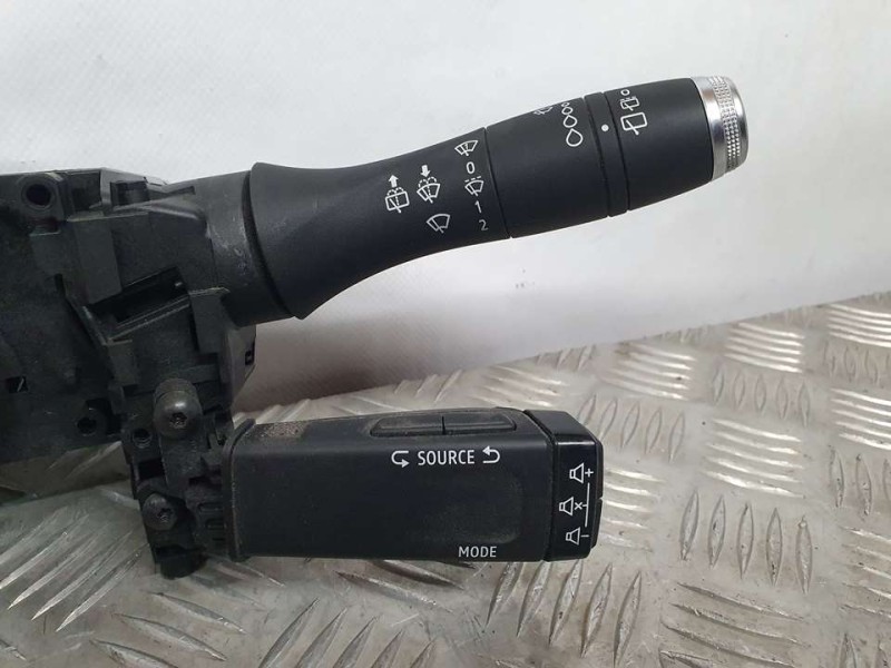 Recambio de mando luces y limpia para renault clio v zen referencia OEM IAM 255672748R 1050788501 LK